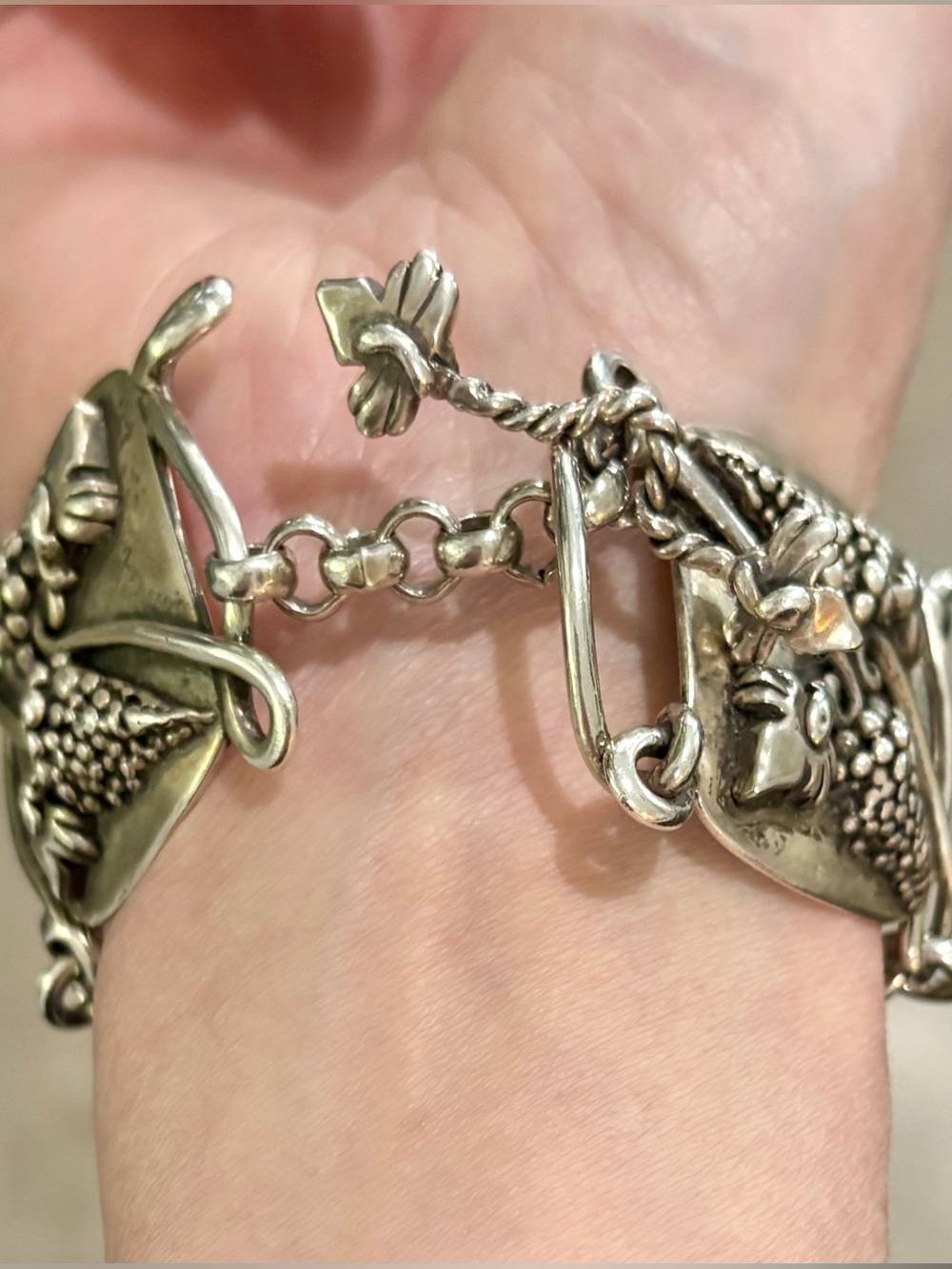 Vintage Ed Levin Sterling Silver Grapevine Grape Link Bracelet 85g Signed .925
